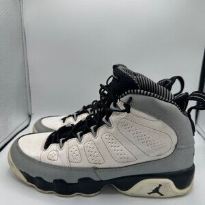 Air Jordan 9 Retro BG “Barons” size 7y used